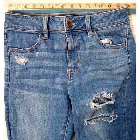 American Eagle Size 2 Short Super Stretch X High Rise Distressed Fun and Sexy - Picture 4 of 11